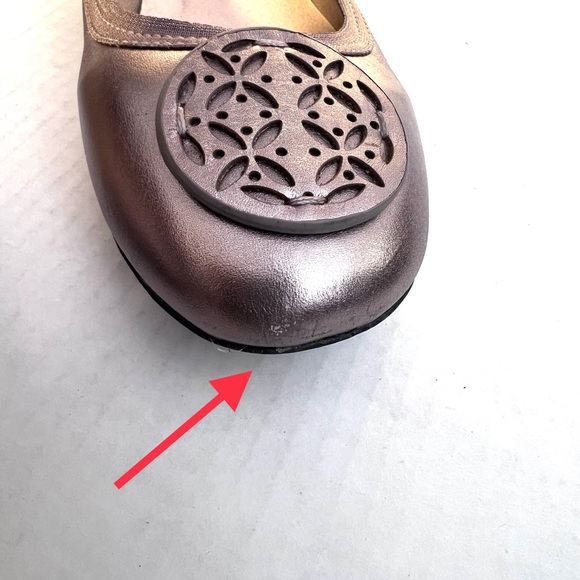 Clarks Bronze Wide Width Ultimate Comfort Collection - Picture 8 of 8